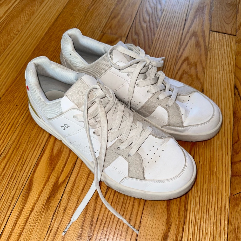 On The Roger Sneakers